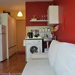 Slucko Central Studio Apartment Near River